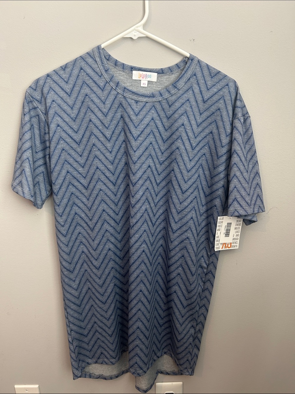 LuLaRoe Blue Chevron Short-Sleeve Tee